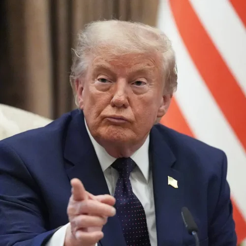 Trump antoi Ukrainalle luvan valmistaa Patriot-ohjuksia – suora lähetys käynnissä